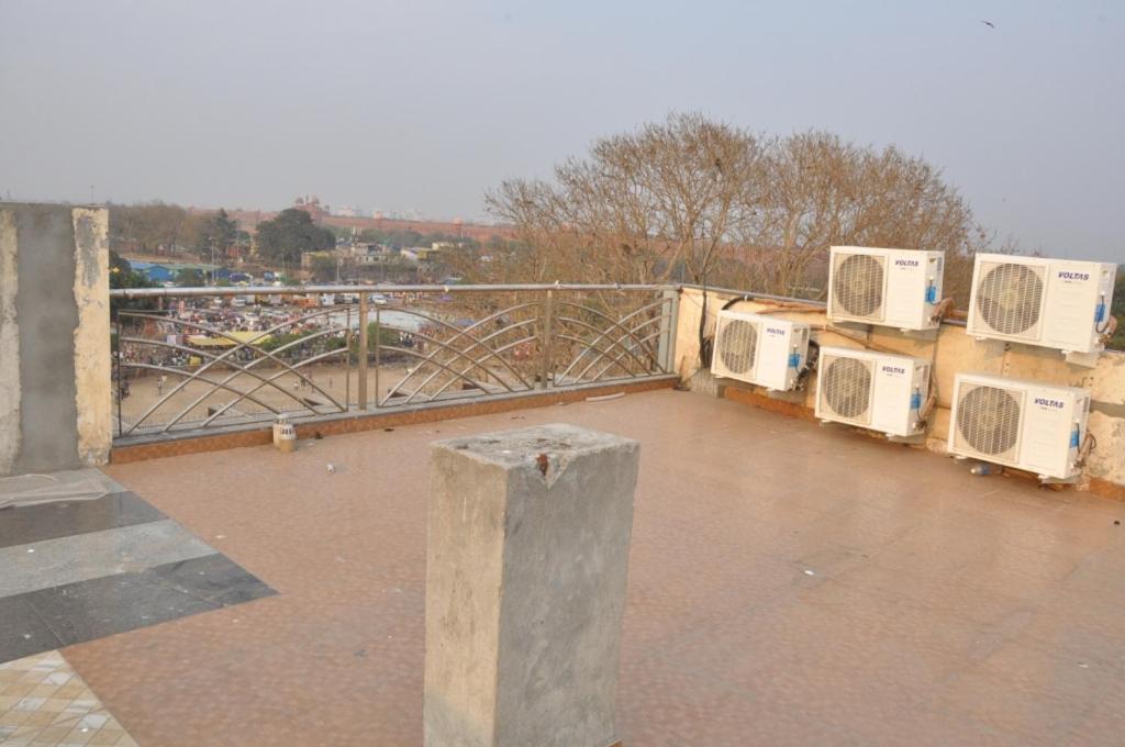 Hotel Al Gulzar Delhi  Exterior photo
